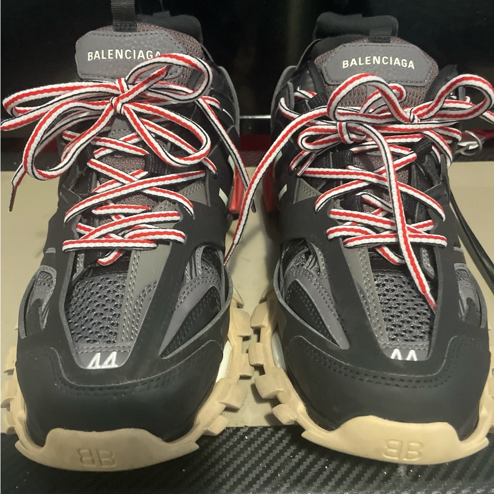 Balenciaga Track (BRED)